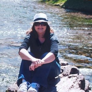 Meet your Posher, Anne